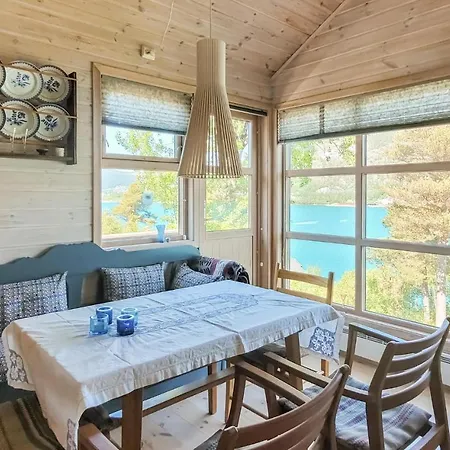 Semesterbostad Amazing In With Kitchen *